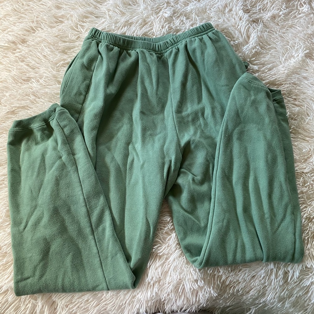 sweatpants